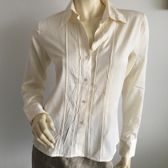 Ann Taylor cream embroidered button down blouse - Picture 3 of 7